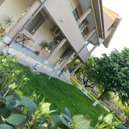 Vila Bry-Cas Costinesti Schitu